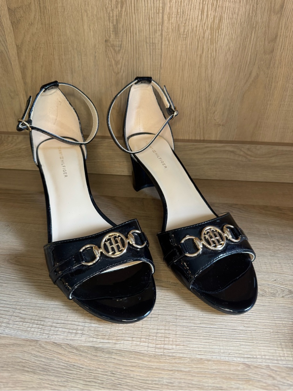Tommy Hilfiger Rusina Black Ankle Strap Open Toe Heels Size 11M